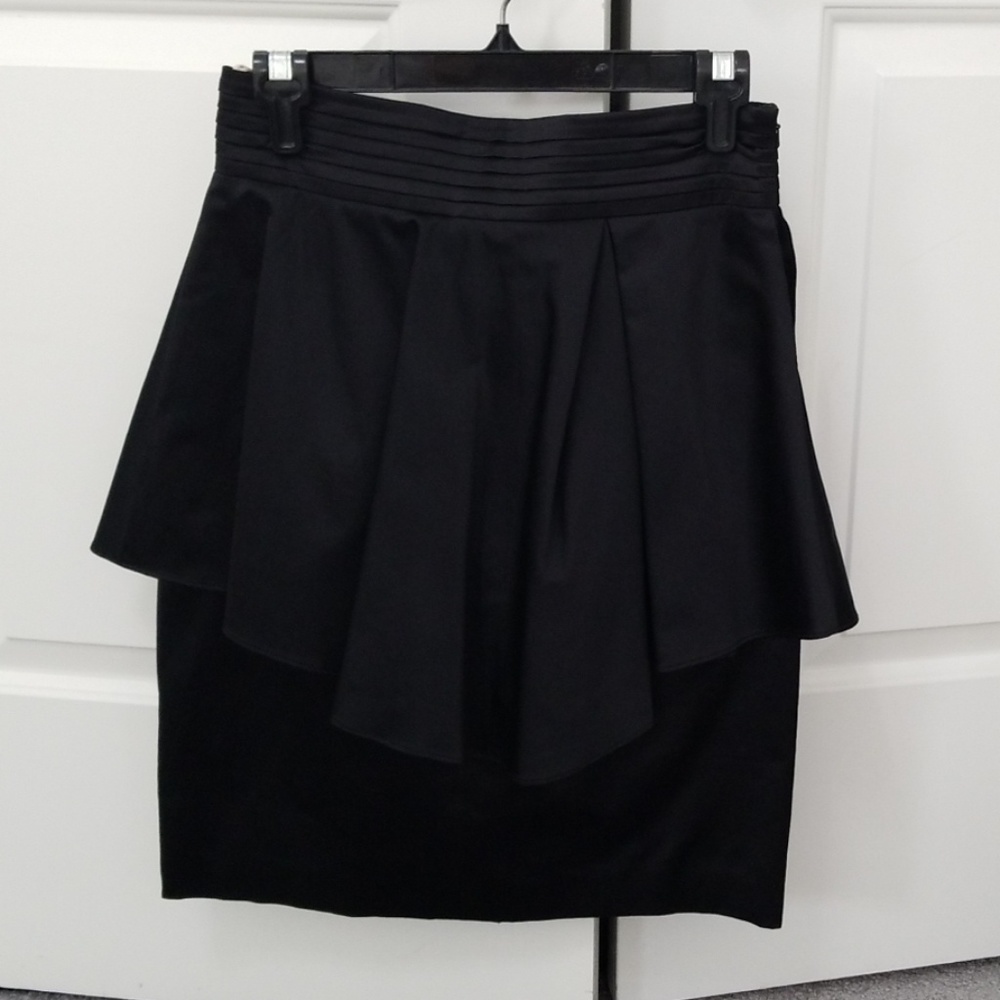 Beautiful karen millen size us6 black skirt